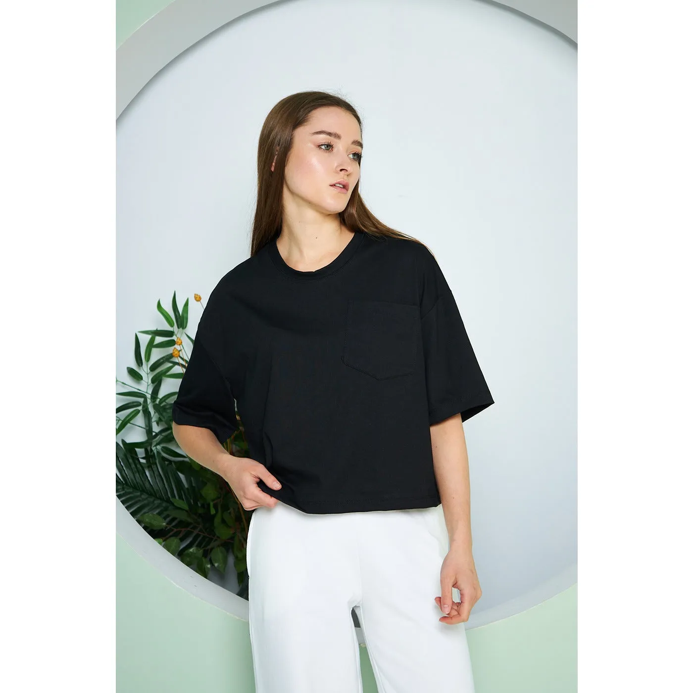 Black Oversized Cropped Tee