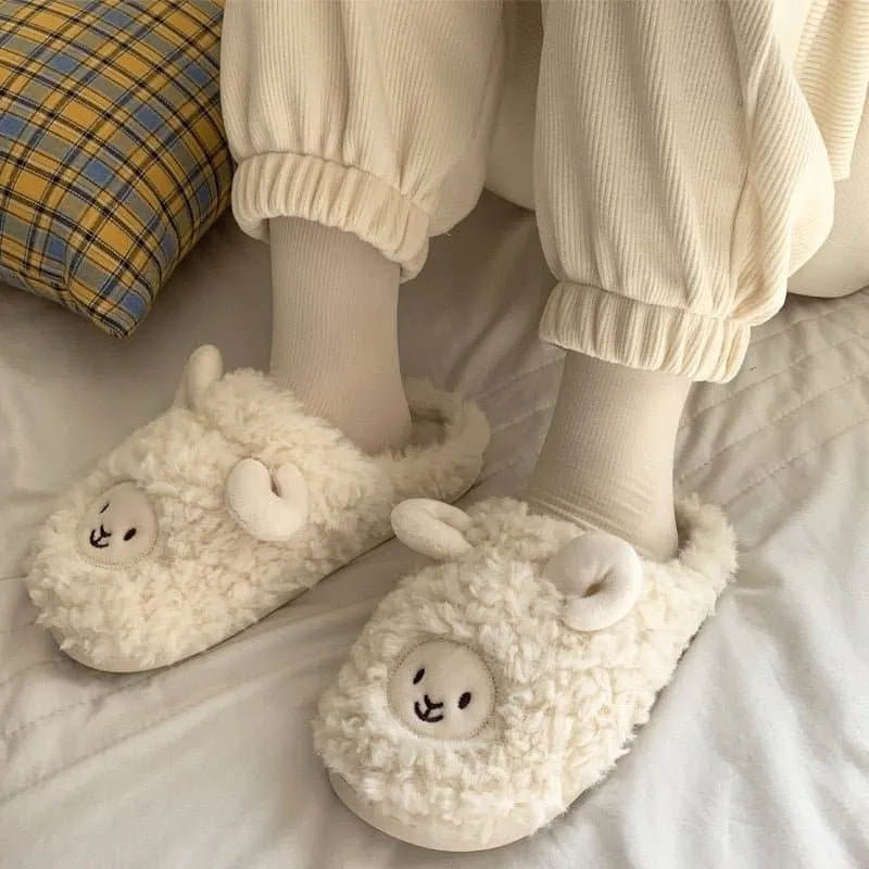 Cartoon Winter Indoor Slippers - Warm and Comfy Fur-lined Slippers in Fun Cartoon Designs