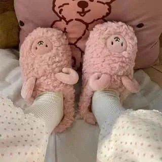 Cartoon Winter Indoor Slippers - Warm and Comfy Fur-lined Slippers in Fun Cartoon Designs