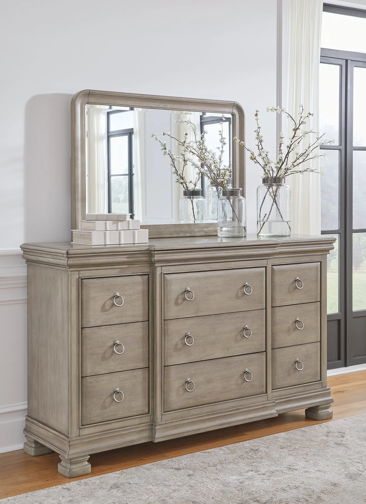 Lexorne California King Sleigh Bed with Mirrored Dresser and Nightstand
