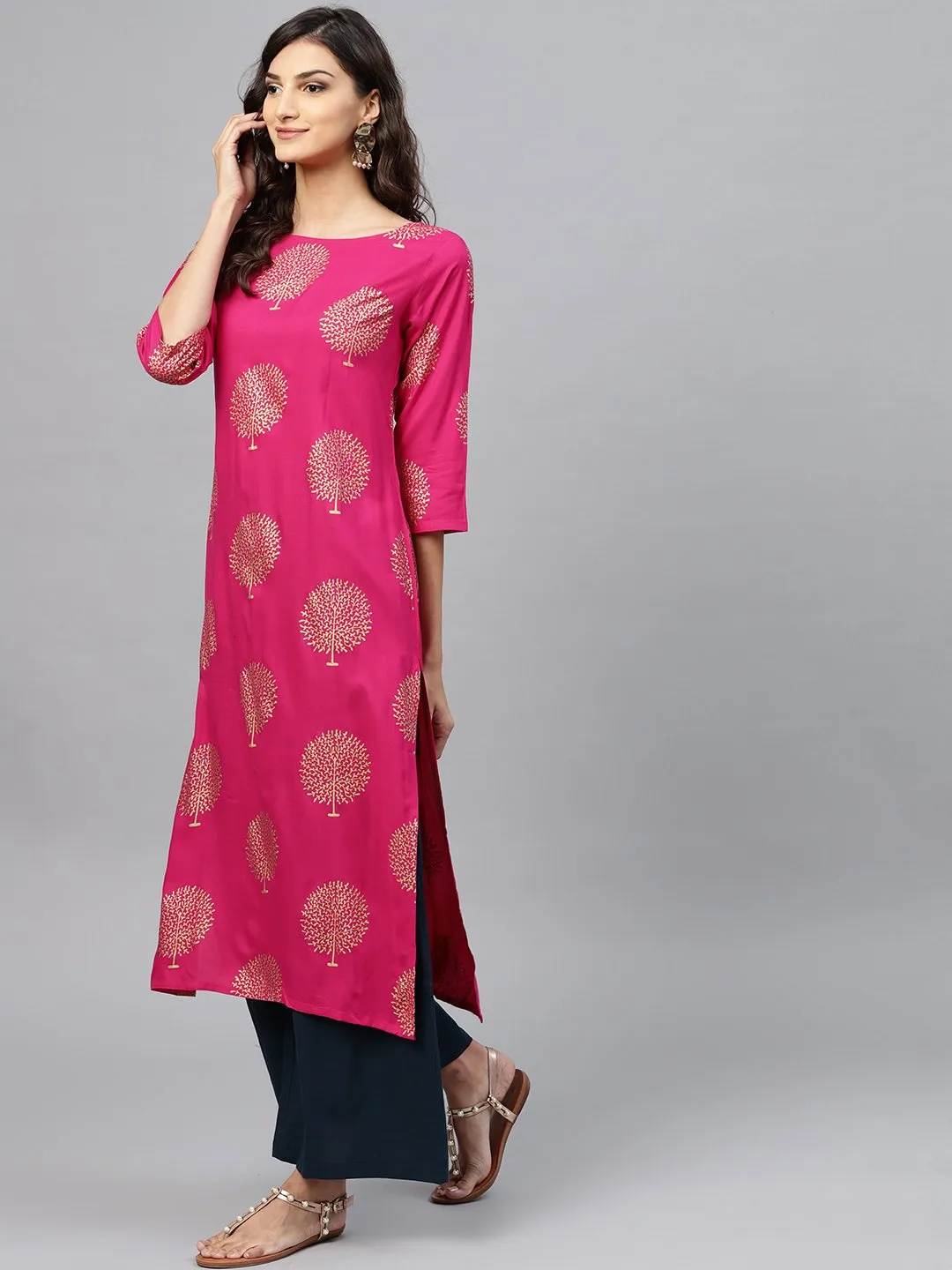 Magenta Printed Kurta Set With Navy Blue Palazzo