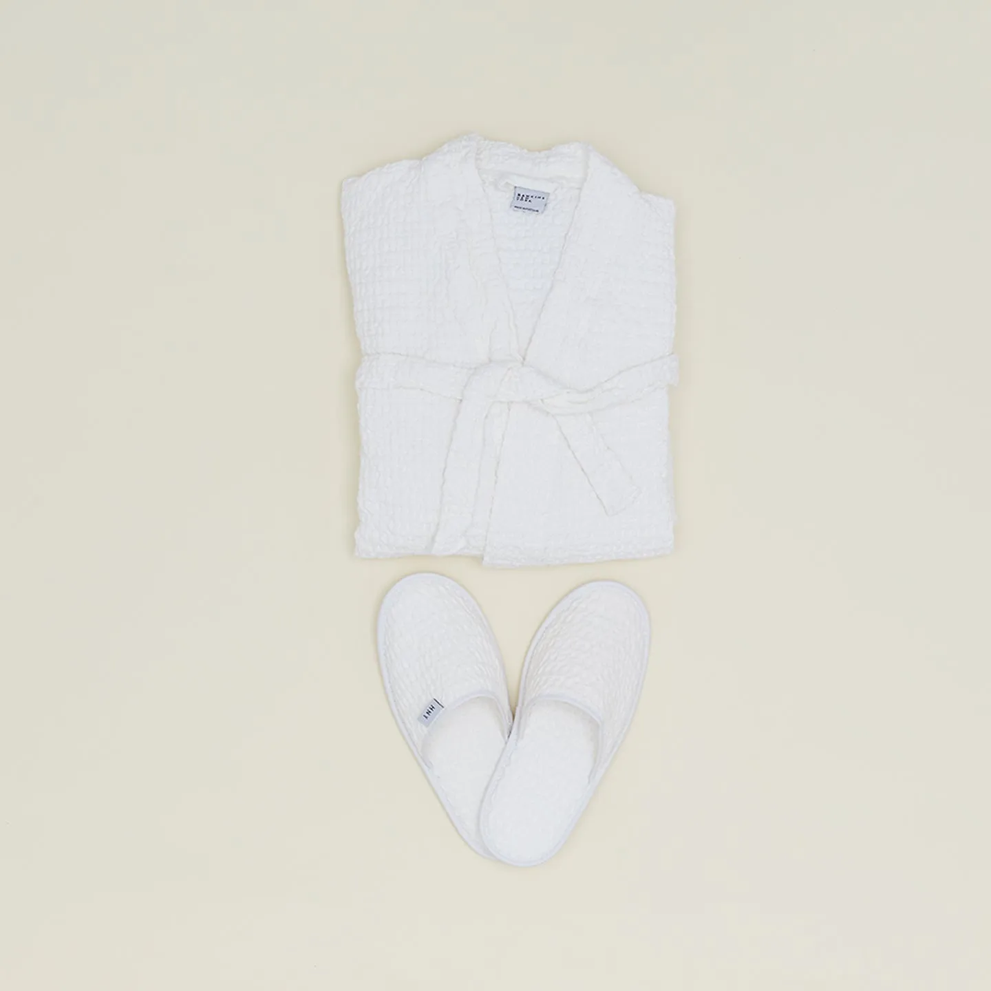 Simple Waffle Slippers - White