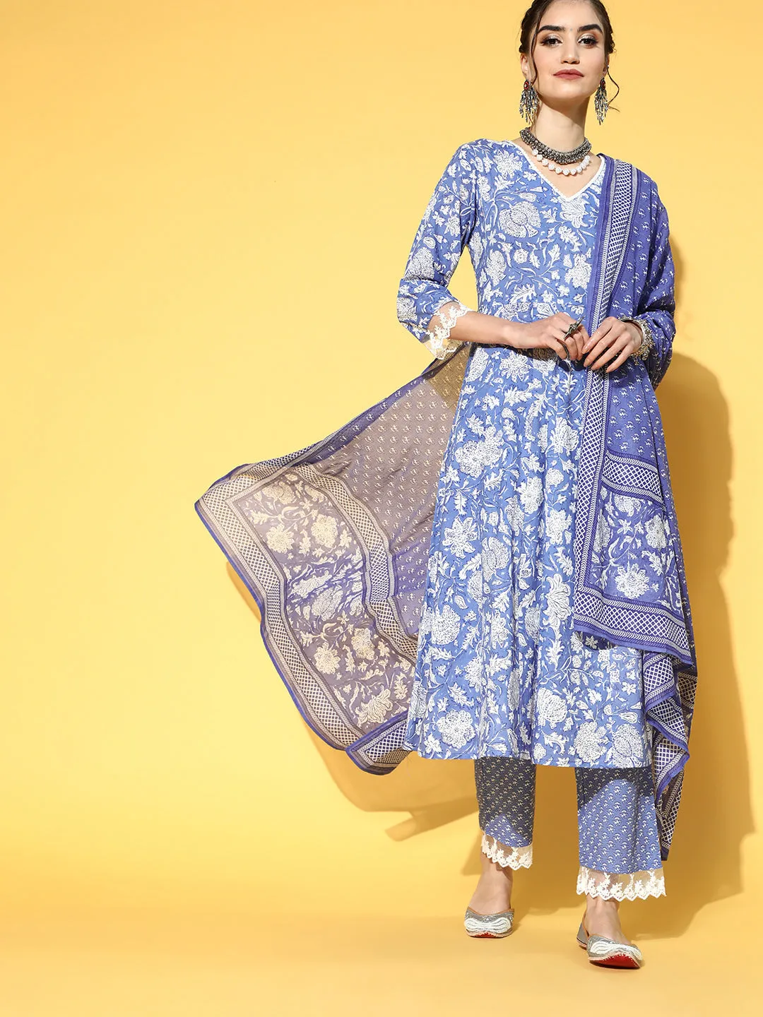 Women Blue & White Floral Printed Lace Work Cotton Kurta With Palazzos & Dupatta