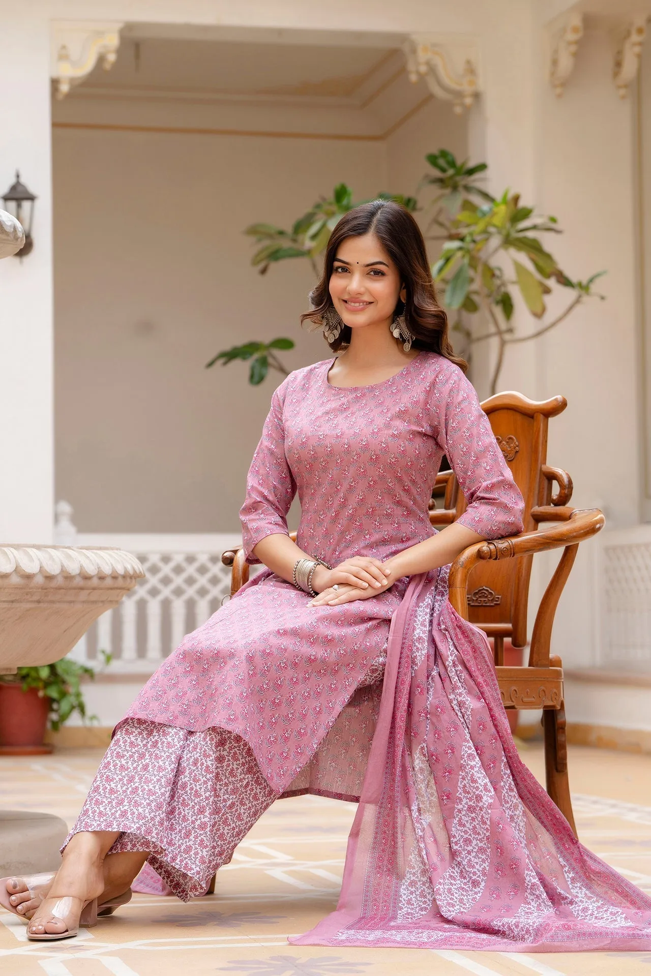 Women Pink Floral Printed Pure Cotton Kurta & Palazzos With Dupatta