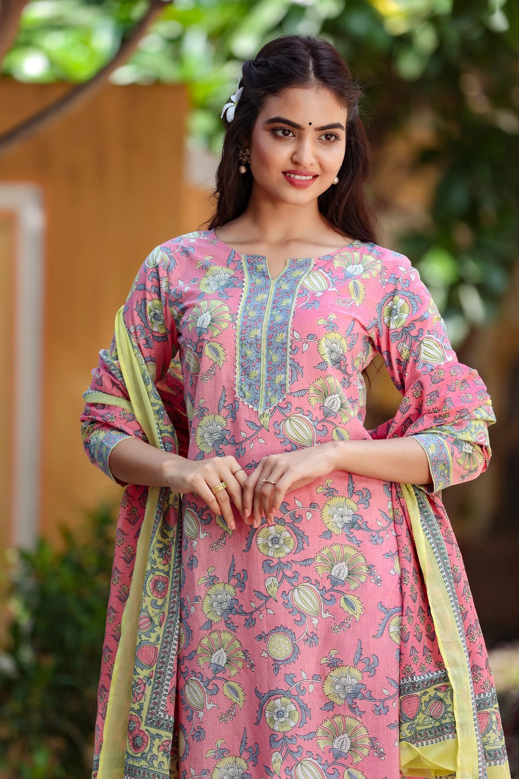 Women Pink Handblock Printed Dupatta Set