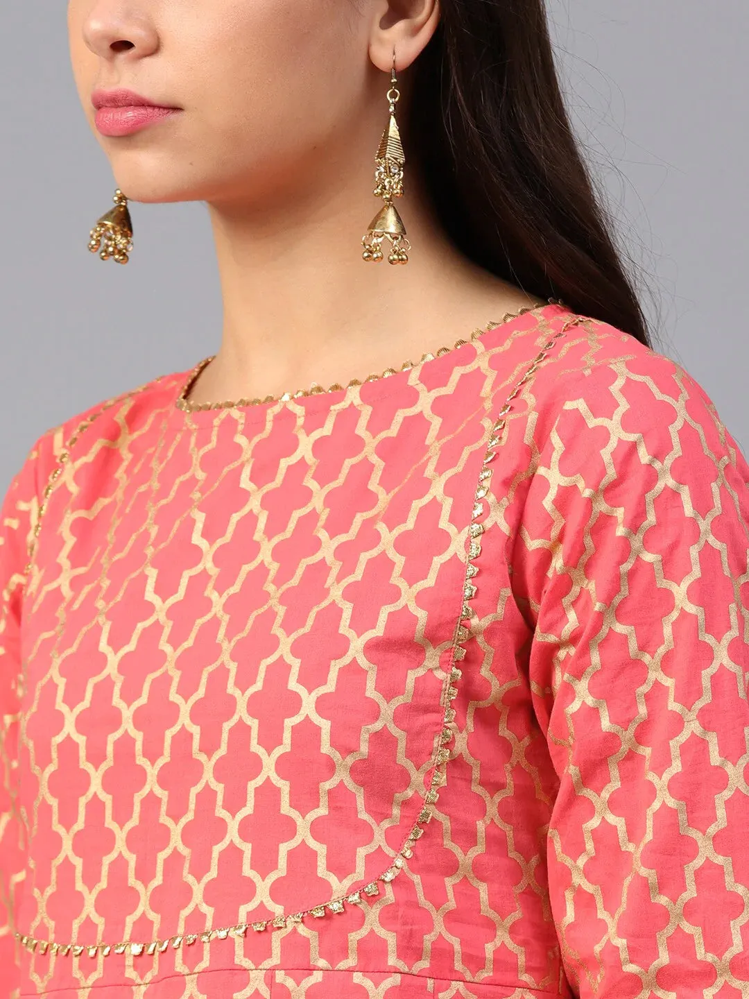 Women'S Coral Pink & Golden Printed Kurta With Palazzos